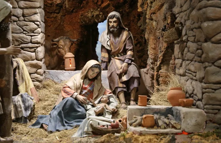 figuras del pesebre, María, San José y el niño